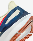 کفش رانینگ مردانه نایکی Nike Air Zoom Structure 25 مدل DJ7883-001 رنگ کرم سرمهای قرمز