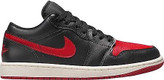 کفش Air Jordan 1 Low Bred مشکی قرمز - نمای روی پا