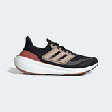 کفش مردانه ادیداس اولترابوست لایت HQ6344 – سبک و راحت برای دویدن و روزمره | Adidas Ultraboost Light Core Black/Wonder Taupe