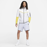 شلوارک نایکی مردانه مدل تکفلیس Nike Tech Fleece CU4503-085 رنگ طوسی مشکی | شلوارک اسپرت اورجینال